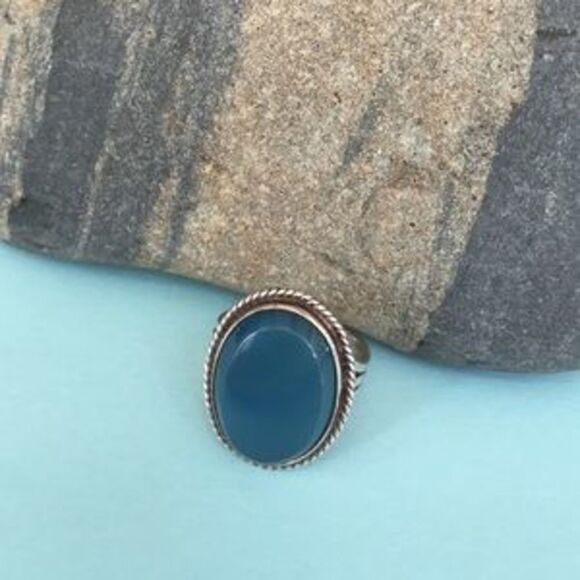 Jewelry - Blue sterling ring💍